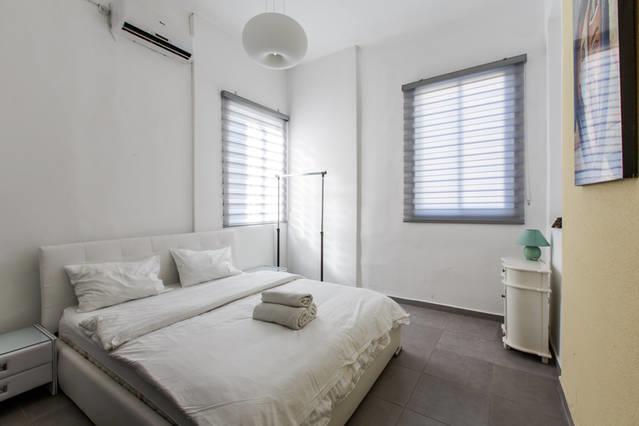 Chic Apartments By The Beach เทลอาวีฟ ภายนอก รูปภาพ